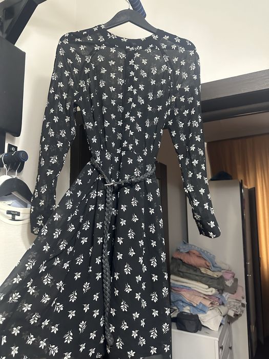 Шикарные две женские платья