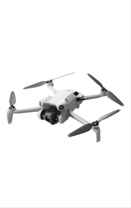 Продам дрон DJI Mini 4 Pro Fly More Combo в отличном состоянии.