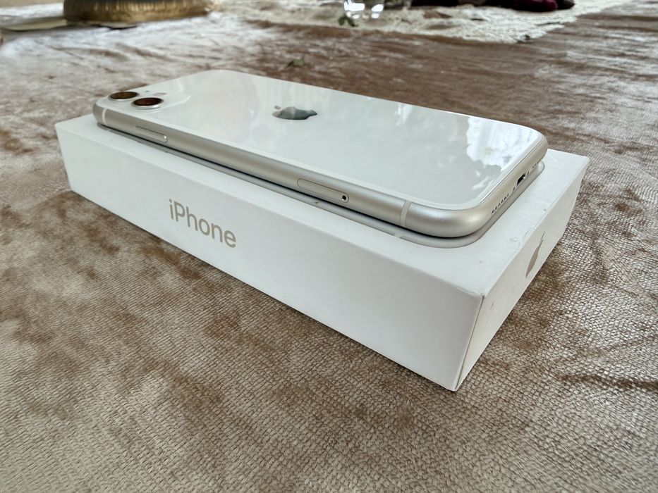 IPhone 11/128Gb - В идеальном состоянии