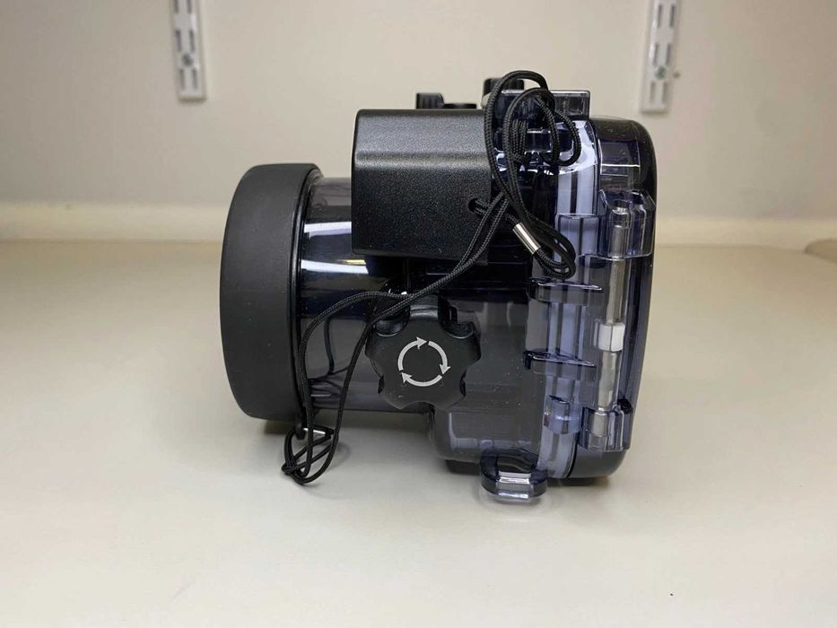 Carcasă subacvatică Sea Frogs pentru Sony RX100 I–V, ca noua, cutie