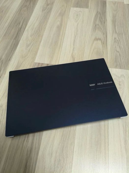 Asus Vivobook X1502V i5-13500H 8/256гб