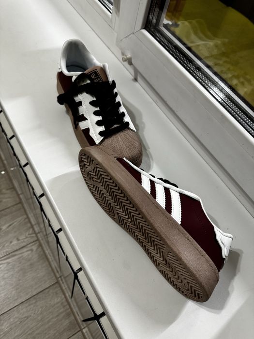 Обувь кроссовки