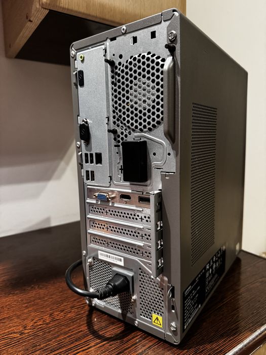 PC Lenovo i5-10400 | 16GB RAM | RX550X 4GB