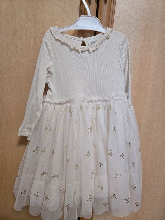 Рокли за момиче размер от 2 до 3 годинки.