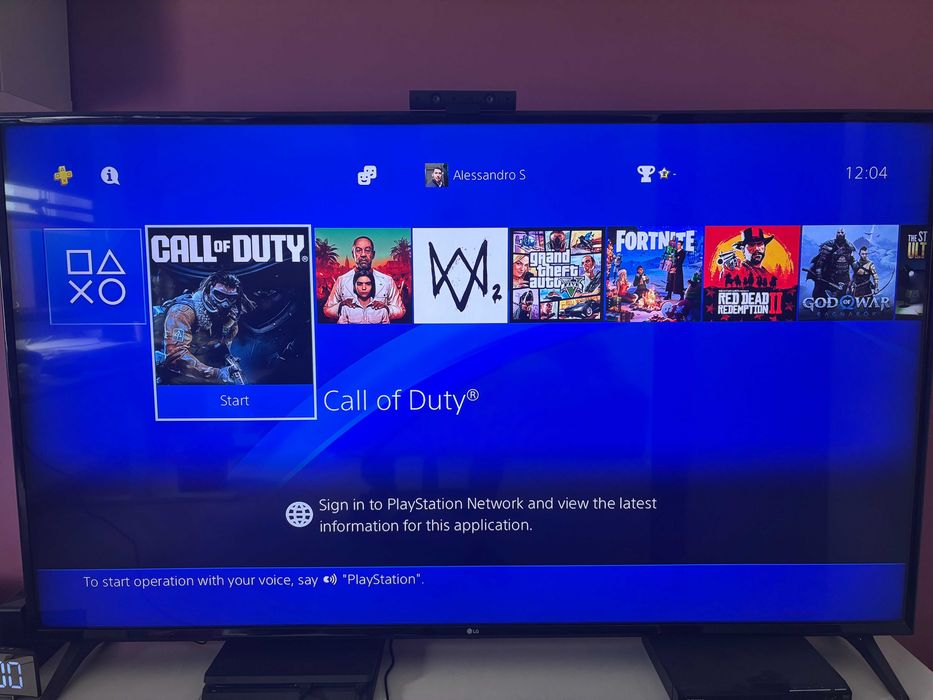 PS4 Slim 500GB + PSVR + Move + 2 Controllers + 8 Games AAA Bundle