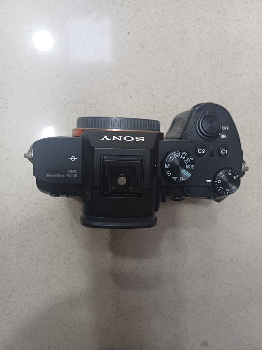 Сони а7 3 боди сотилади холати яхши