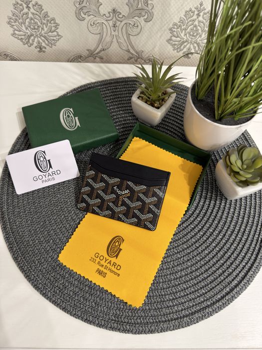 Goyard Cardholder(Authentic)
