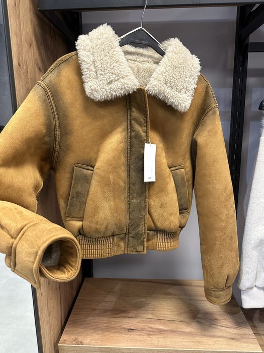 MANGO зимно късо  яке цвят горчица