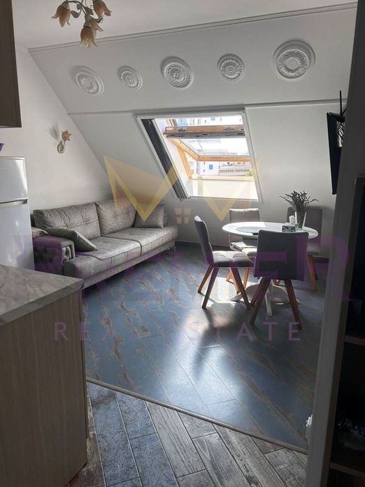 Продава се Тристаен апартамент в Бургас, Зорница - 60 кв.м за 2750 €/кв.м - Снимка #1