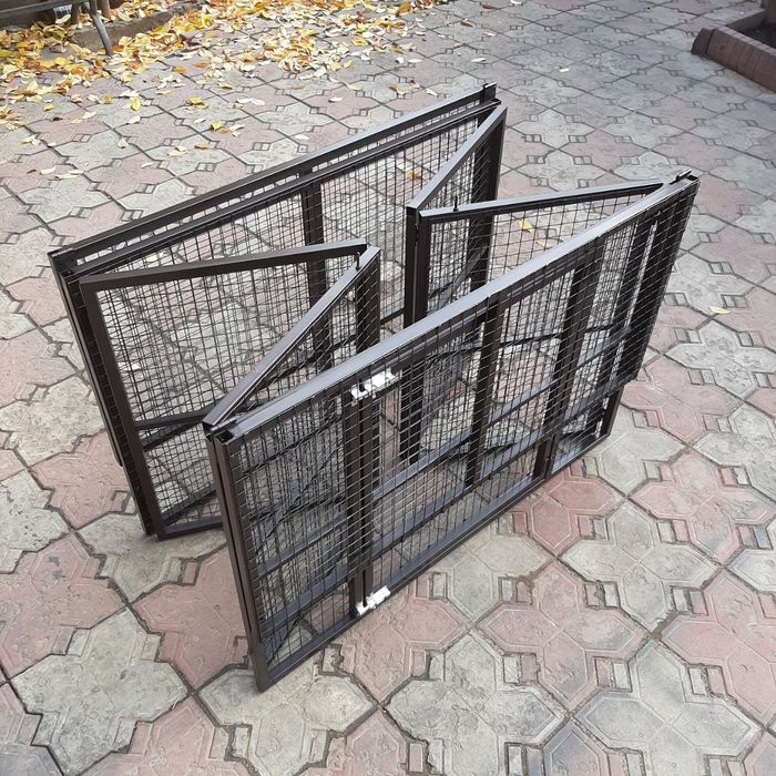 Клетки для животных.