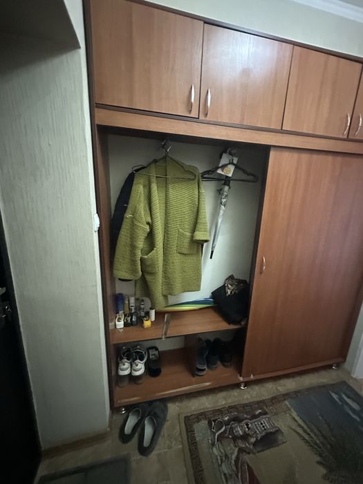 Шкаф-купе б/у срочно продам