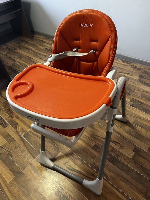 Стульчик для кормления ребенка