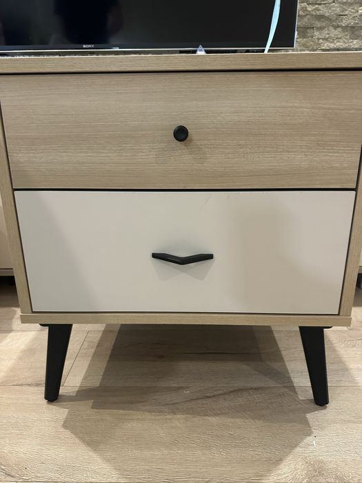 Нощни шкафчета чисто нови