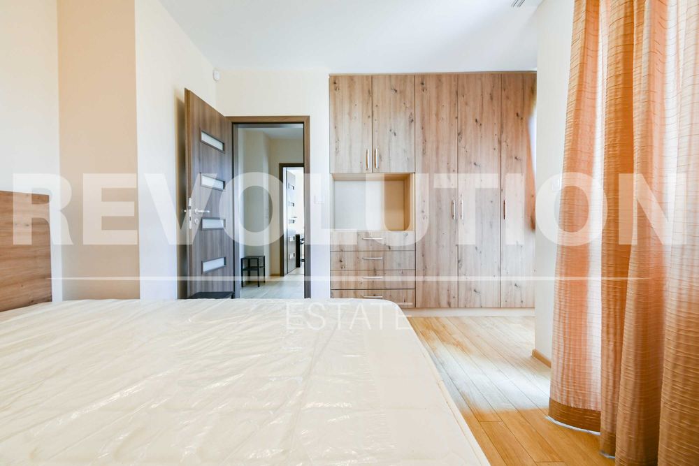 Дава се под наем Тристаен апартамент в София, Студентски град - 97 кв.м за 800 € - Снимка #8