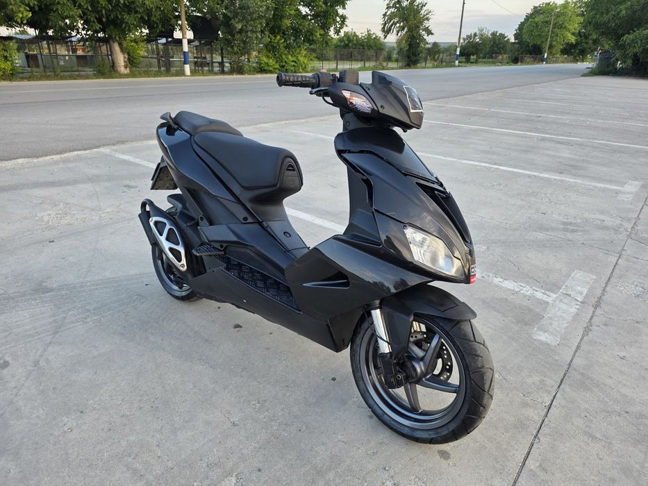 Aprilia Sr 50cc 2006g. Инжекцион
