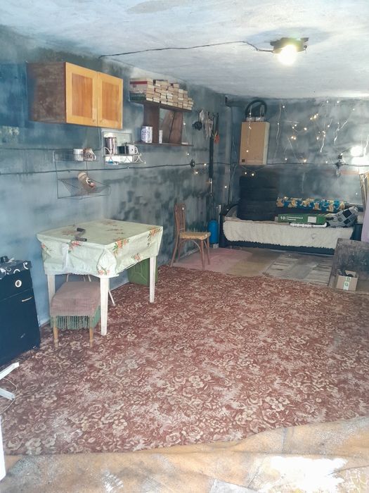 Продам берлогу...10 общество