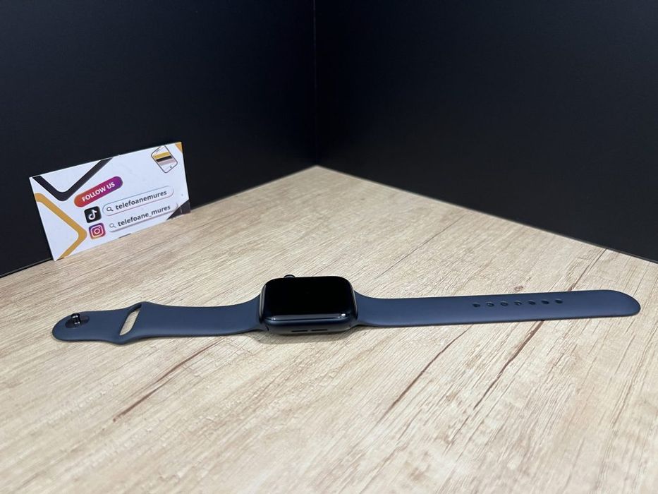Apple Watch SE3 44mm Midnight Aluminium Case Midnight Sport Band Secon