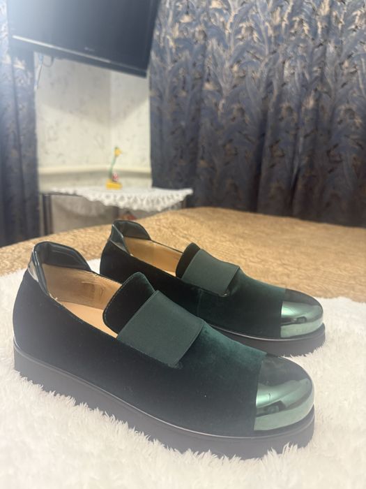 Продам туфли женские