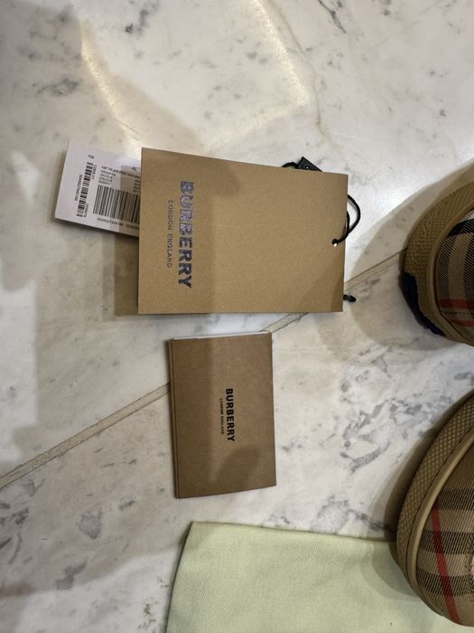 Оригинални мъжки обувки Burberry 45ти номер