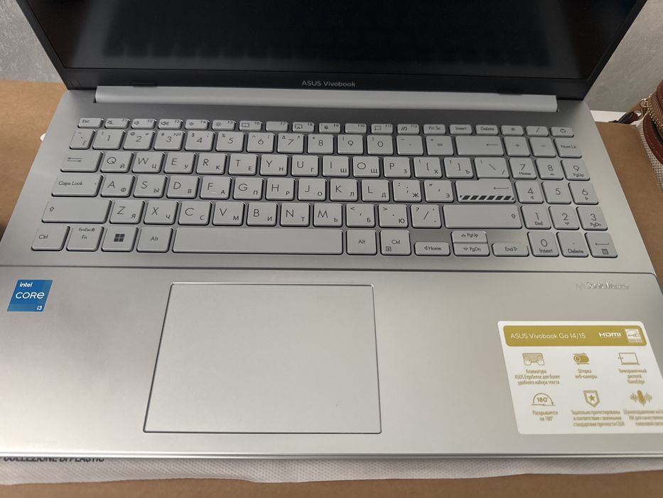 Ноутбук новый Asus