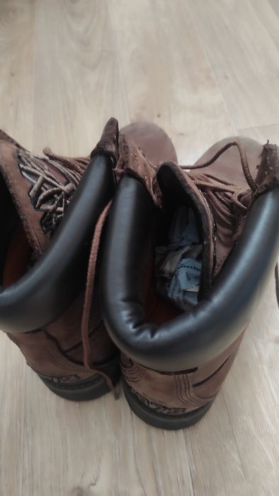 Продам ботинки все сезонные Timberland