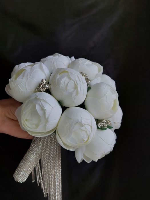 Kelin buketlar tayyori bor