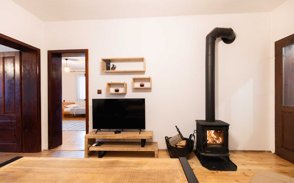 Къща за гости Константин и Елена гр. Девин - нощувки