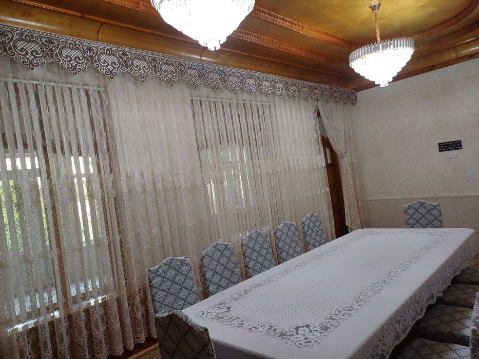 6 sotih 4 xona uy 1 katta yopiq ayvon