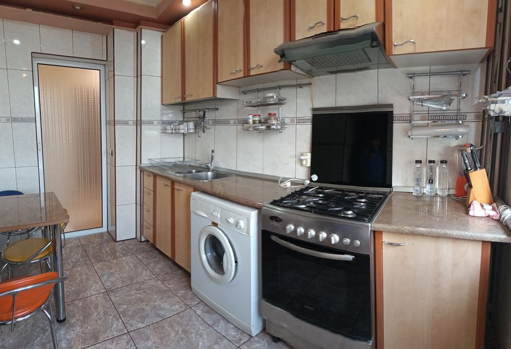 Proprietar, vând apartament 3 camere, Rahova, lângă Lidl Teiuș.