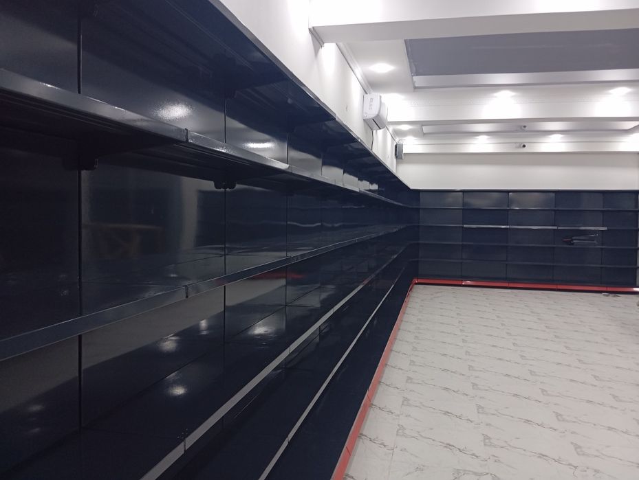 Металлические стеллажи полка