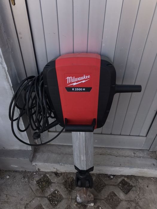 scule de închiriat carotari diametru 127.,80