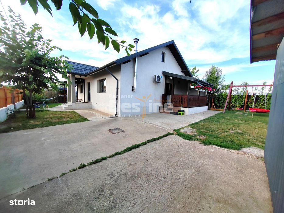 VOROVEȘTI - Casa individuala P+POD + 573 mp teren