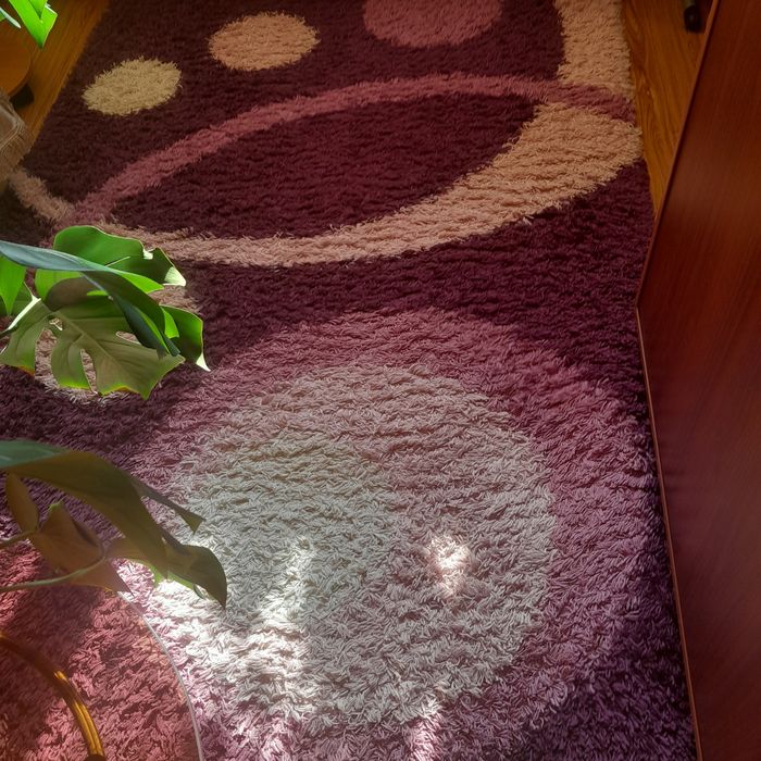 Ковры турецкие хорошего качества,раз.150/230в отличном состоянии