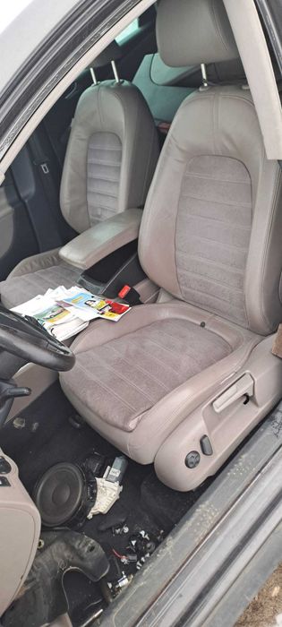 Interior de piele Alcantara culoare CREM pentru VW Passat B6 , Passat CC , Passat B7