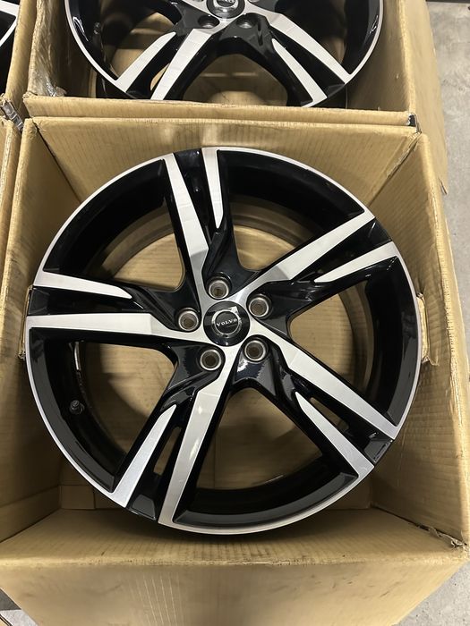 Jante NOI 19 ORIGINALE Volvo XC60 XC40 R-Design V90 S90 V60 S60 Bicolor XC 60 XC 40  Germany