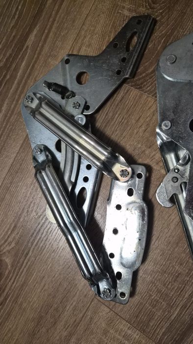 Vand mecanism pentru canapea rabatabila