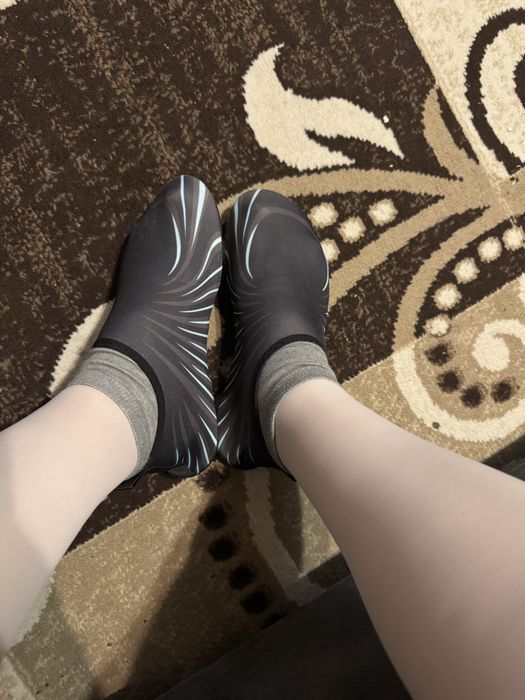 Аквашузы, чешки, наколенники