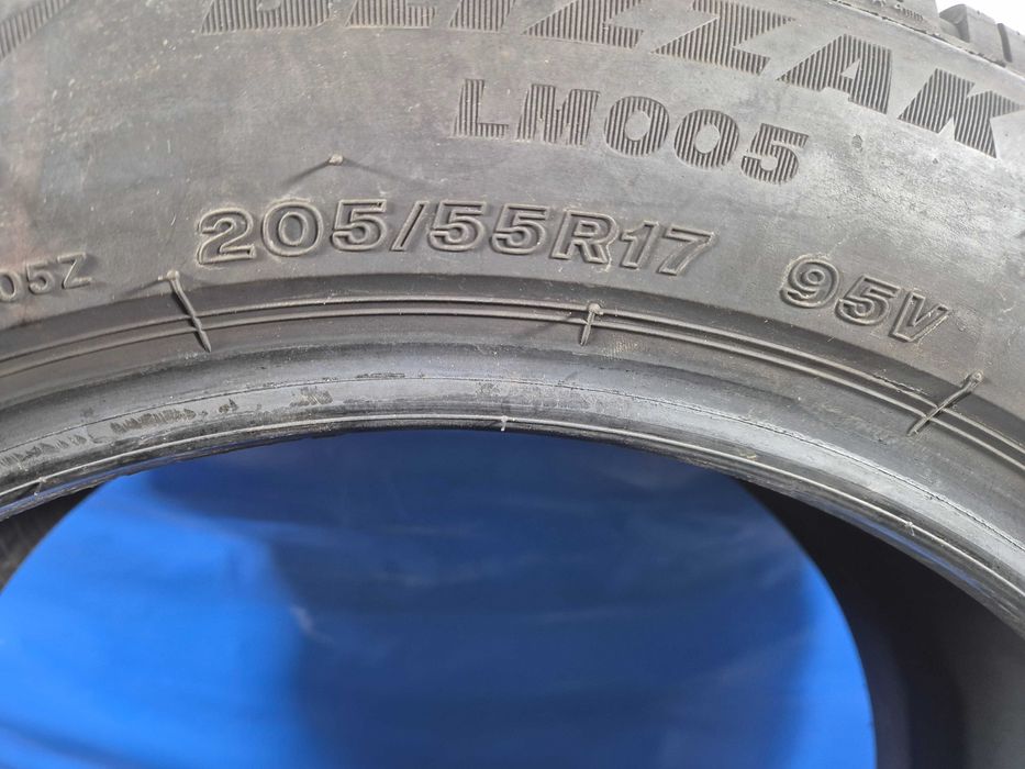 205/55/17 Bridgestone