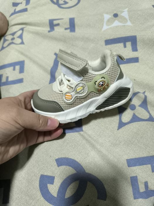 Продаю красовка 22размера