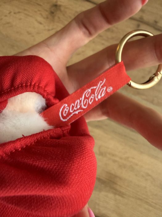 Labubu брелок coca cola