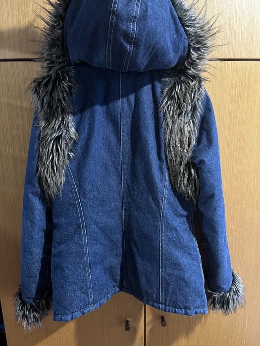 Зимно дънково яке с пух