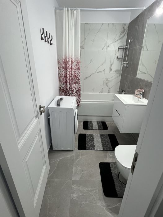 PROPRIETAR: Ap 2 cam de vanzare , Regnum Residence & spa , complex cu bariera si piscine , parcare inclusa