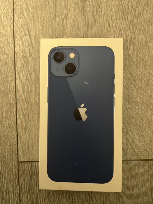iPhone 13, в отличном состоянии