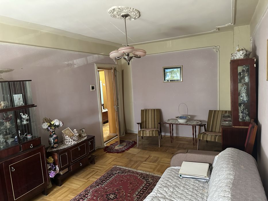 Apartament – Focșani, Ceasu' Rău, Centru - Vedere 3