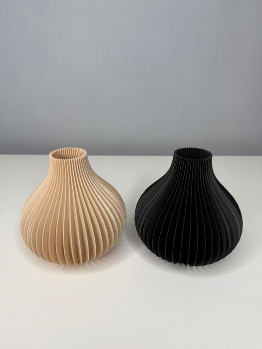 Вазы с сухоцветами