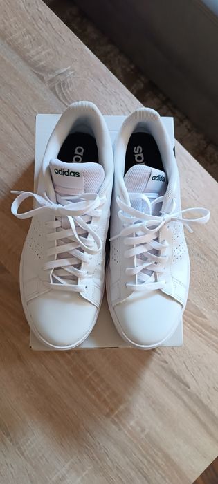 Нови маратонки Адидас