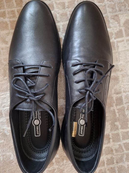 Продам мужские кожаные туфли