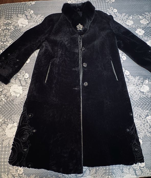 Продается Мутоновая Шуба