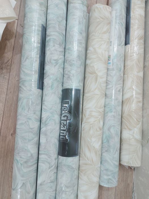 Продам обои. Новые. Метровые.