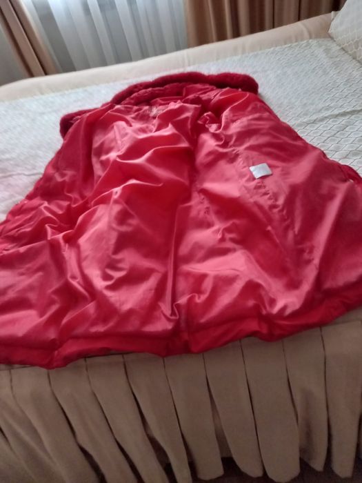 Продам пуховик зимний женский